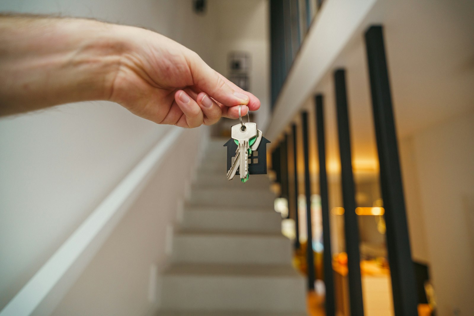 How to Choose the Right Lawyer for Buying a House in NZ
