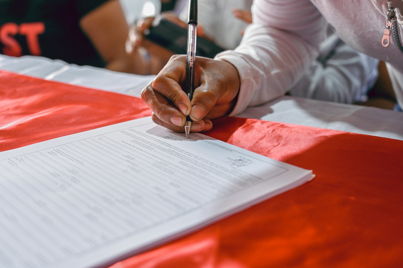 Sale and Purchase Agreement Checklist Before You Sign