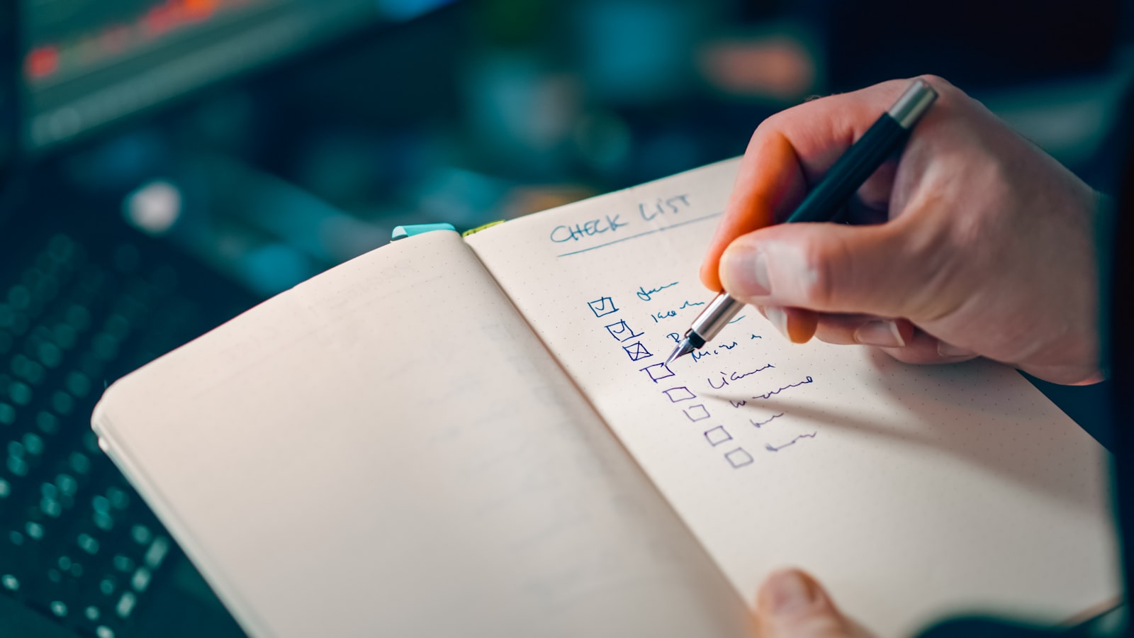 Making an Offer Checklist: What to Confirm Before You Bid